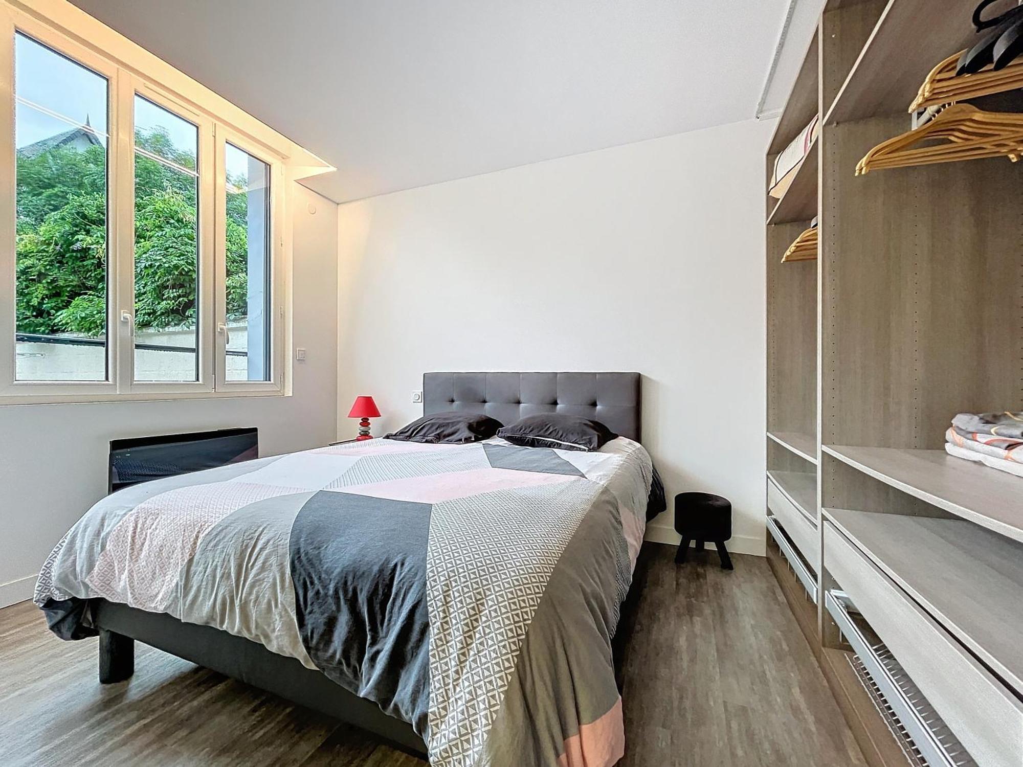 Loft Terrasse Avec Spa Proche Centre Historique Montluçon Exterior foto
