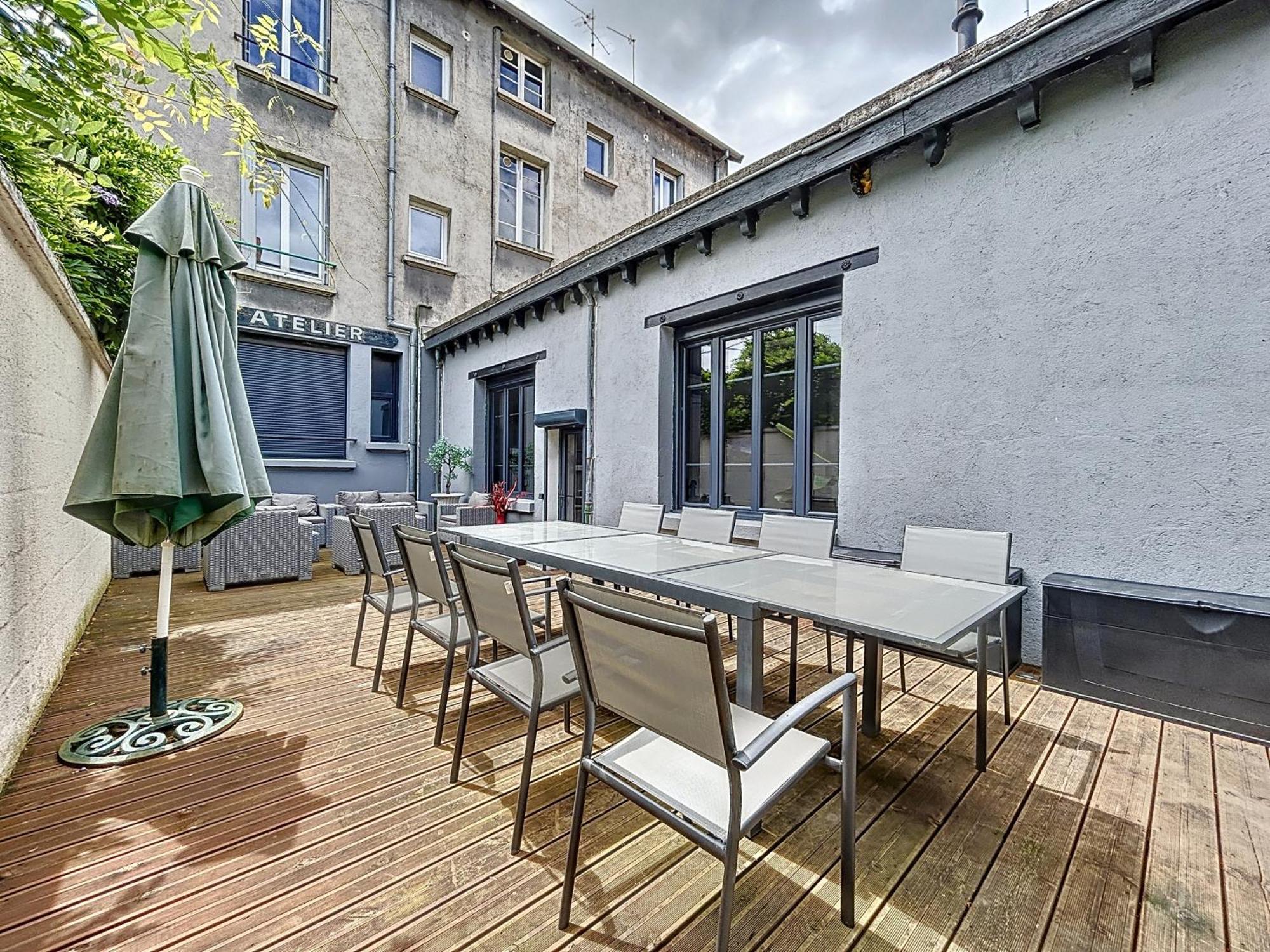 Loft Terrasse Avec Spa Proche Centre Historique Montluçon Exterior foto